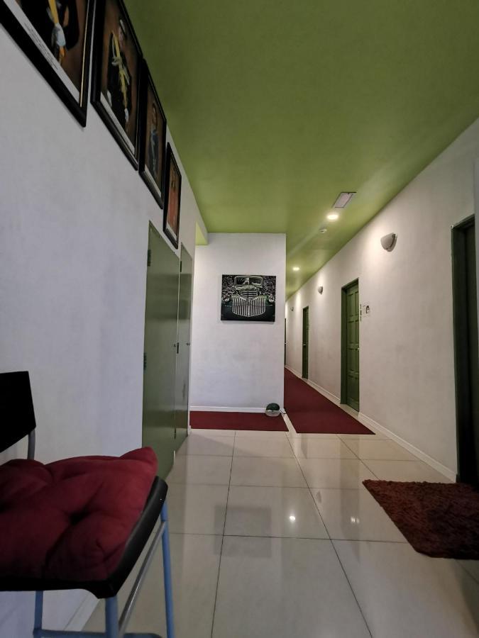 Olive Hotel Johor Bahru Esterno foto