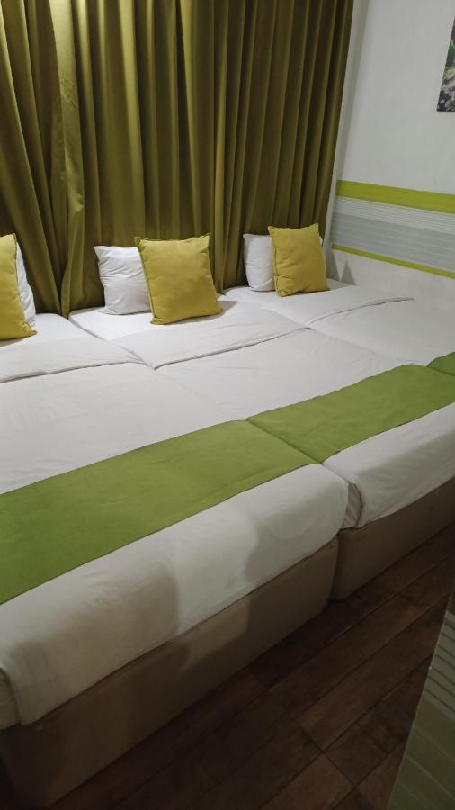 Olive Hotel Johor Bahru Esterno foto